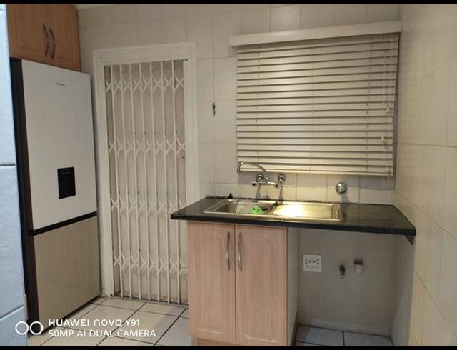 3 BEDROOM TOWNHOUSE FOR SALE IN ALLEN'S NEK